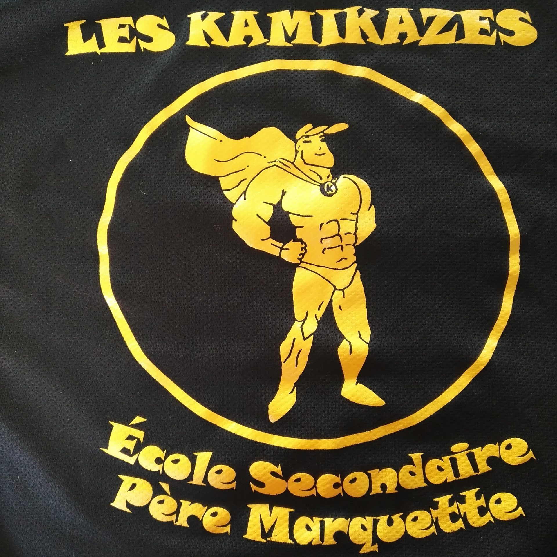 COMMENTAIRES ET AVIS